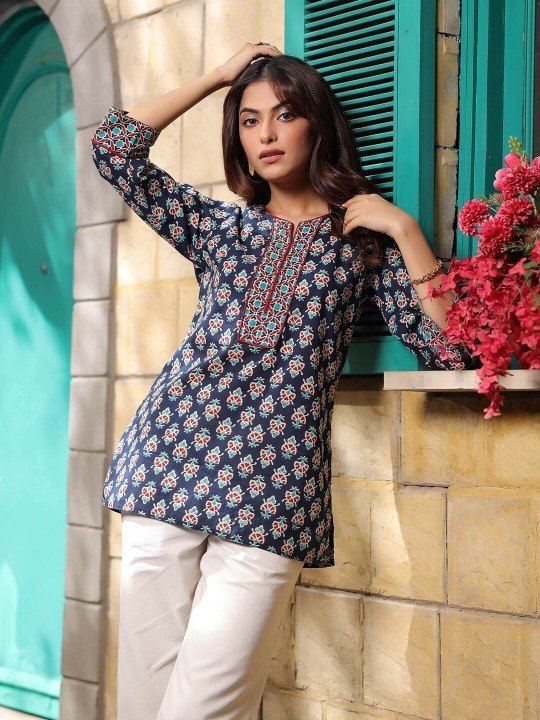 WhatsApp Image 2026-05-26 at 3.56.27 PM (8) Women's Blue Printed Short Kurti